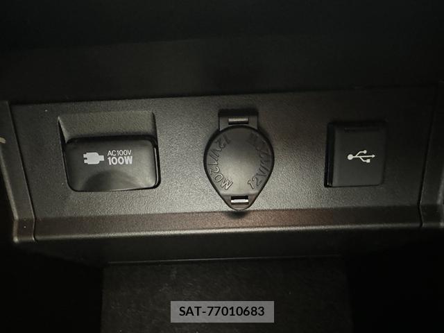 Toyota ALPHARD 2020-03 8224445-6