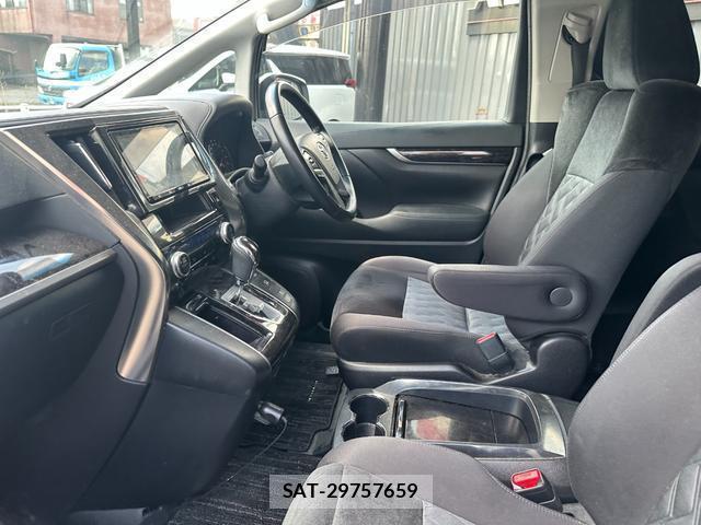 Toyota ALPHARD 2019-09 8224447-17