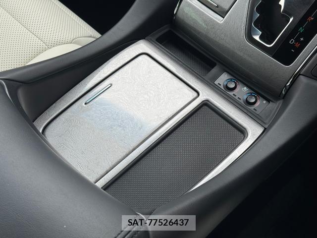 Toyota ALPHARD 2020-01 8224751-15