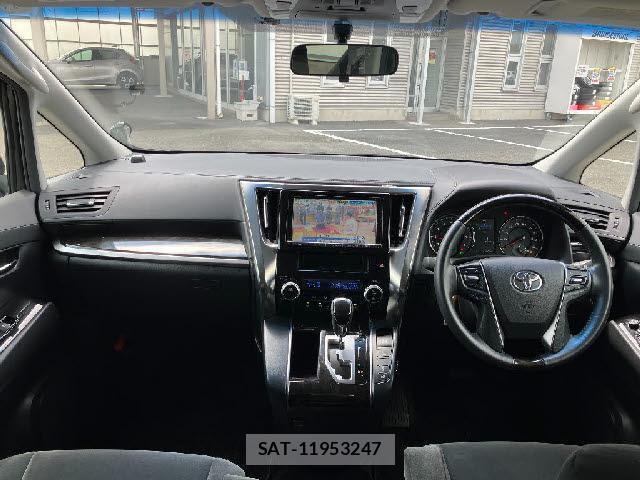 Toyota ALPHARD 2015-04 8224852-1