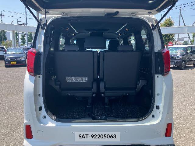 Toyota ALPHARD 2021-12 8224856-9