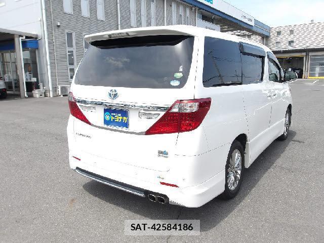 Toyota ALPHARD 2014-07 8224867-1