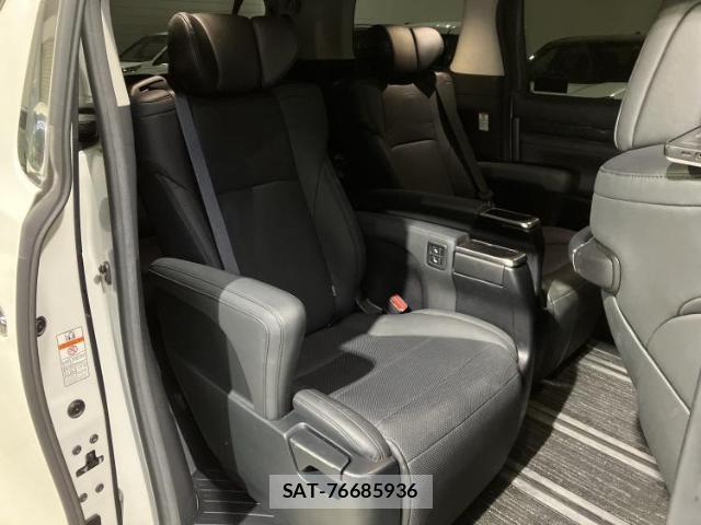 Toyota ALPHARD 2020-08 8225063-4