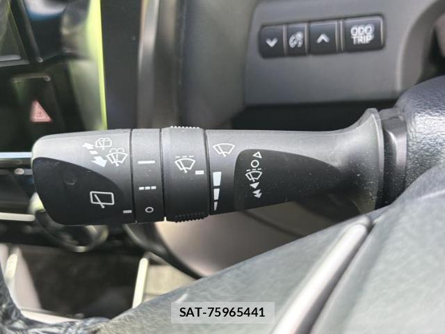 Toyota ALPHARD 2017-01 8225085-16