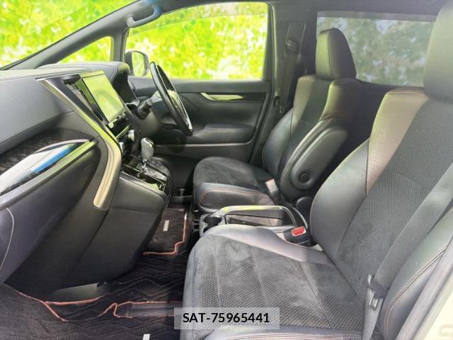 Toyota ALPHARD 2017-01 8225085-5