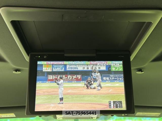 Toyota ALPHARD 2017-01 8225085-8