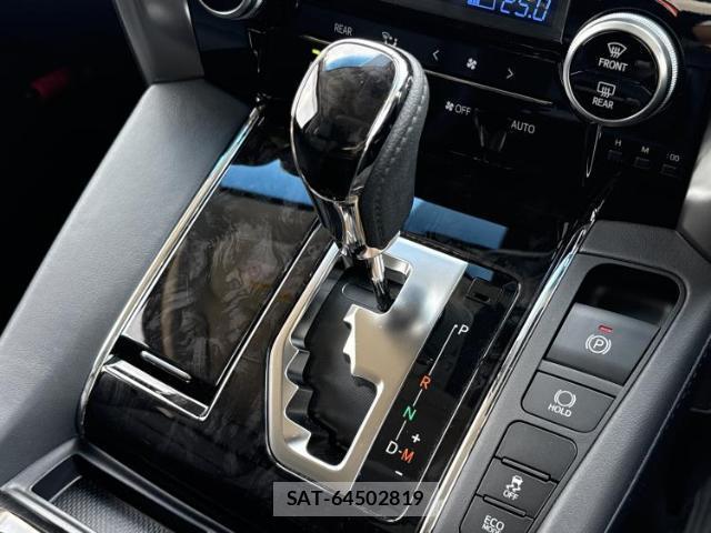 Toyota ALPHARD 2022-07 8225329-17