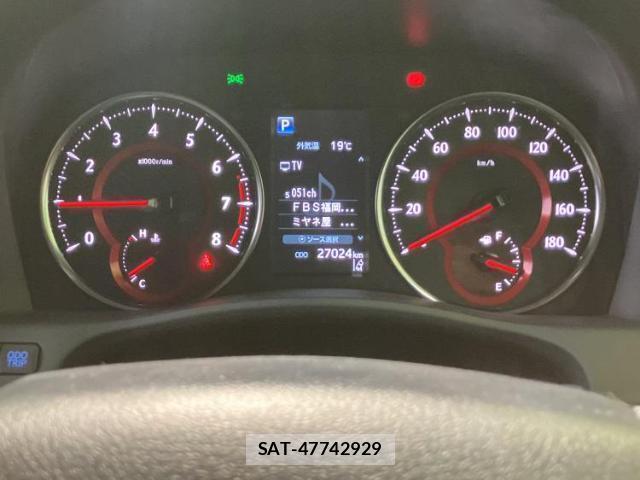 Toyota ALPHARD 2023-04 8225366-11