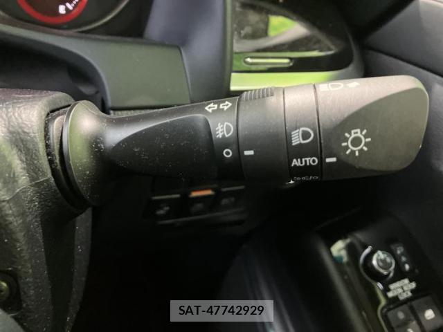 Toyota ALPHARD 2023-04 8225366-13