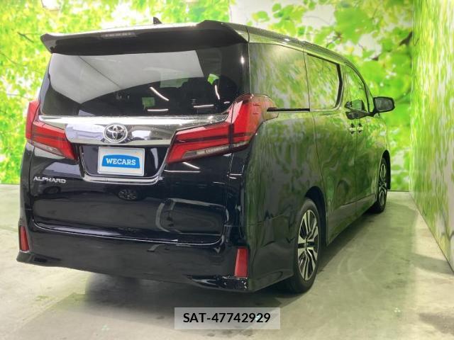Toyota ALPHARD 2023-04 8225366-2