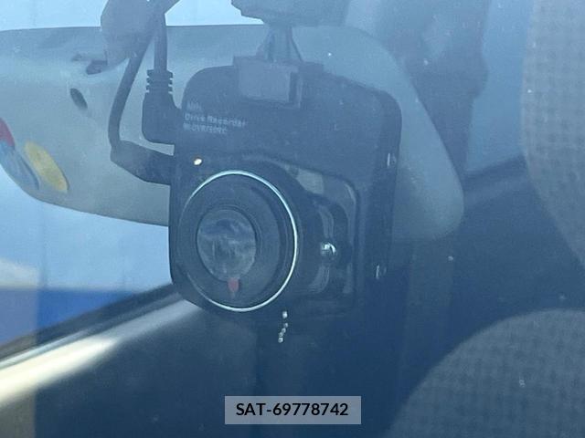 Suzuki ALTO 2013-02 8219672-3