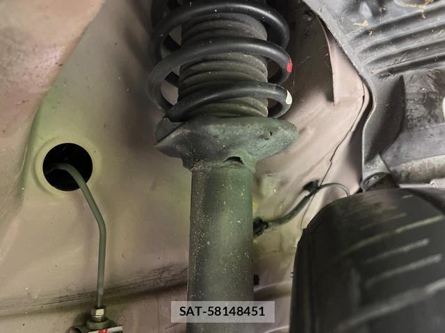 Suzuki LAPIN 2022-06 8216276-19