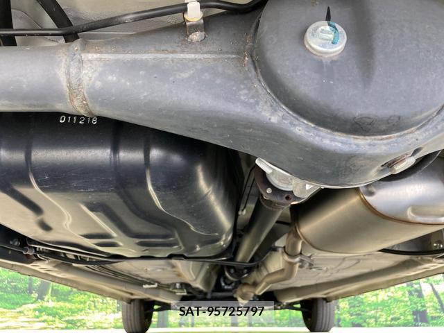 Suzuki LAPIN 2022-01 8220419-18