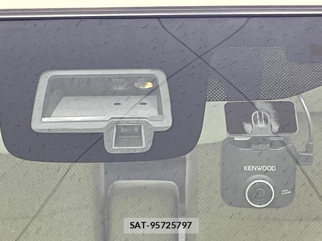 Suzuki LAPIN 2022-01 8220419-4