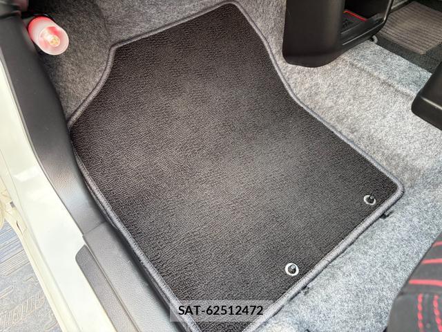 Suzuki ALTO 2015-08 8218504-18
