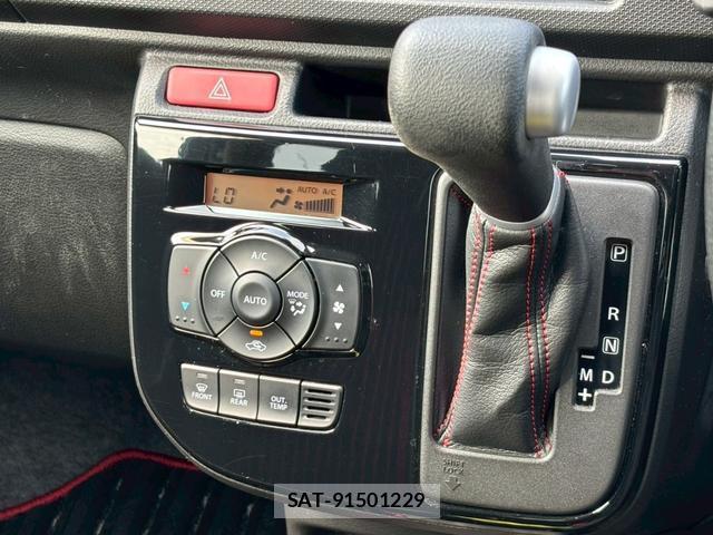 Suzuki ALTO 2015-12 8221828-13