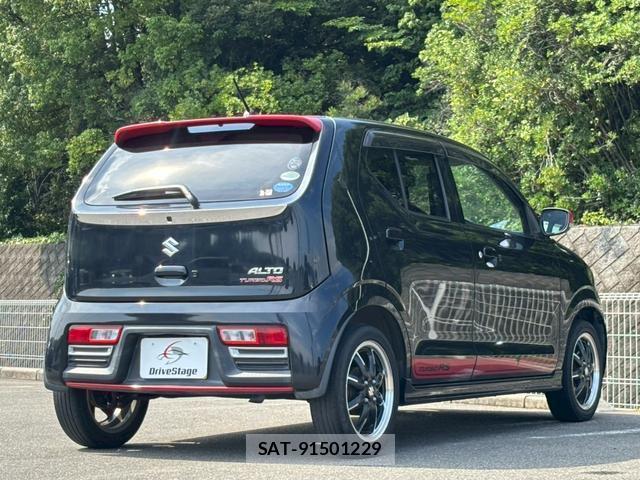 Suzuki ALTO 2015-12 8221828-3