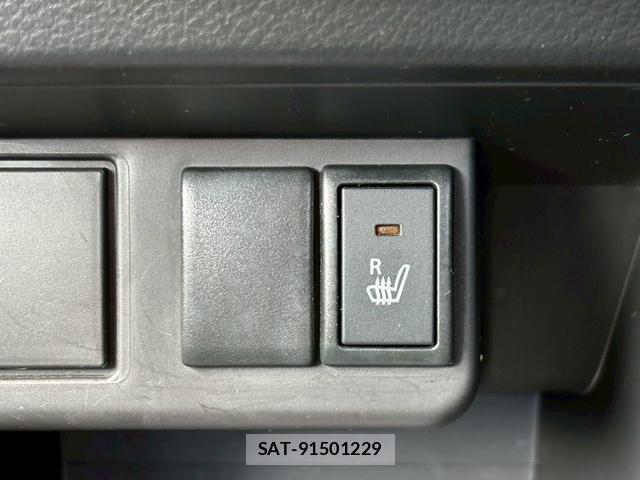 Suzuki ALTO 2015-12 8221828-6