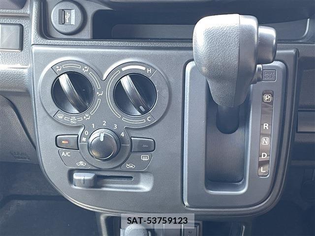 Suzuki ALTO 2023-01 8216090-12