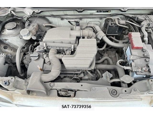 Suzuki ALTO 2017-06 8218648-14