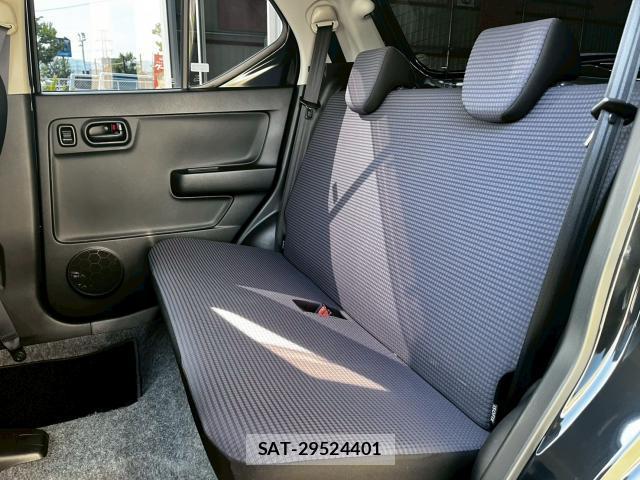 Suzuki ALTO 2019-07 8222153-11
