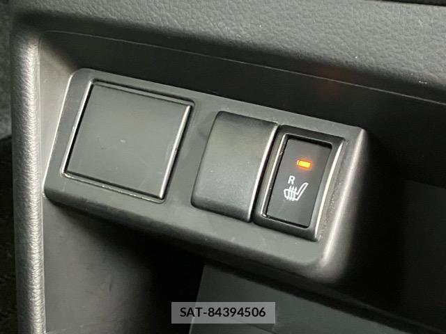 Suzuki ALTO 2018-04 8224115-13