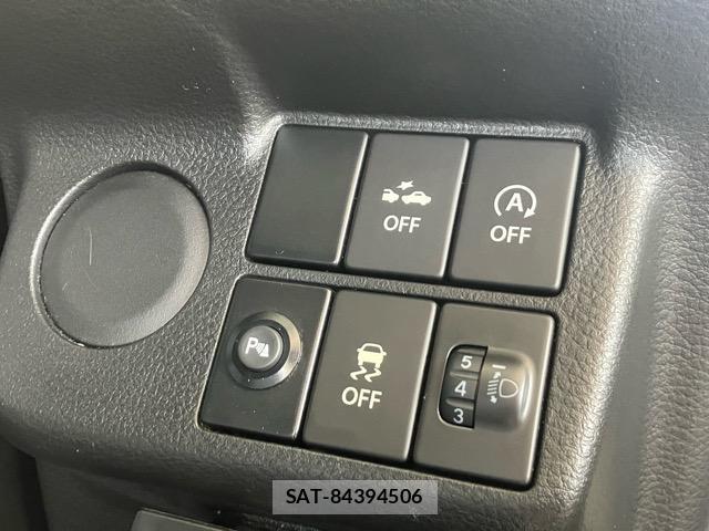 Suzuki ALTO 2018-04 8224115-14