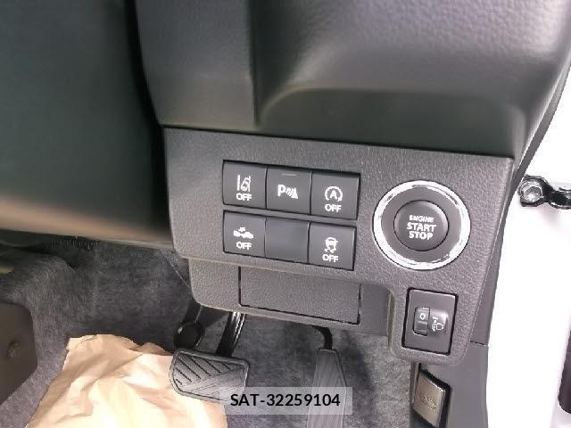 Suzuki ALTO 2025-06 8224838-4