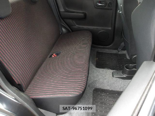 Suzuki ALTO 2015-06 8224849-6