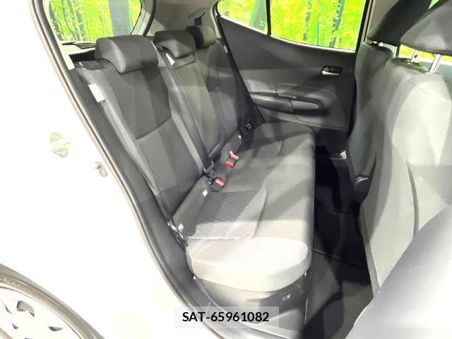 Toyota AQUA 2025-05 8216129-9