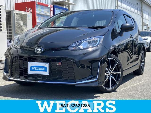 Toyota AQUA 2024-12 8216818-0