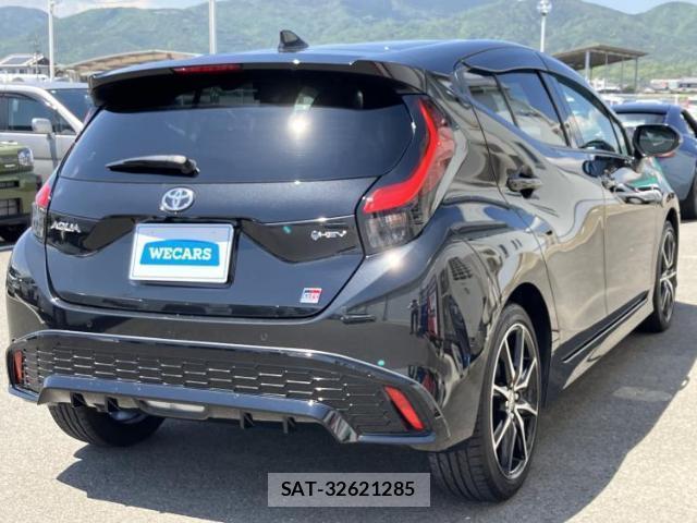 Toyota AQUA 2024-12 8216818-2