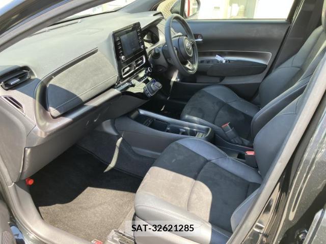 Toyota AQUA 2024-12 8216818-6