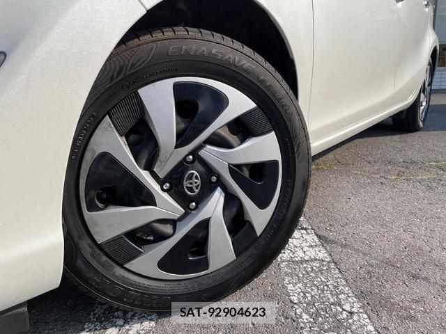 Toyota AQUA 2020-09 8216883-12