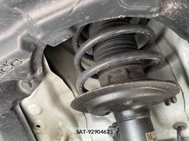 Toyota AQUA 2020-09 8216883-19