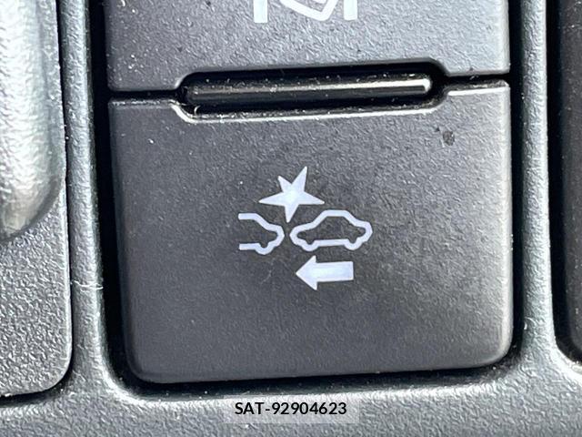 Toyota AQUA 2020-09 8216883-4