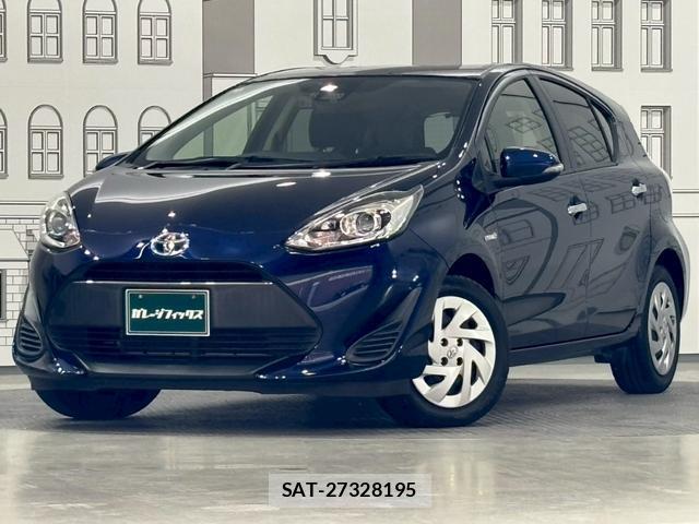Toyota AQUA 2018-03 8216907-10
