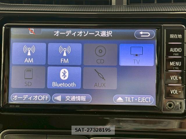 Toyota AQUA 2018-03 8216907-4