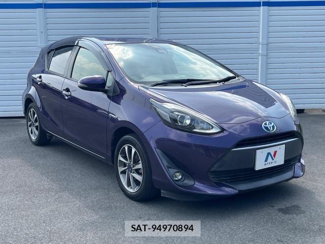 Toyota AQUA 2017-11 8216927-15