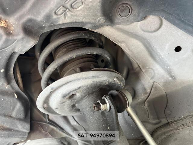 Toyota AQUA 2017-11 8216927-19