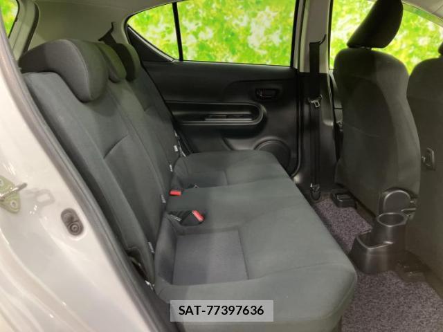 Toyota AQUA 2018-06 8216929-4