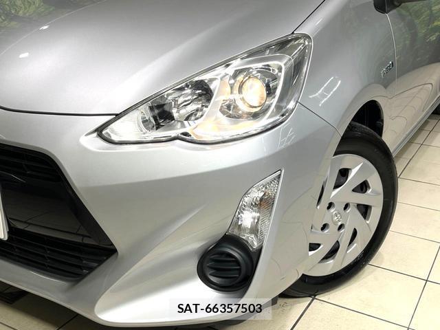 Toyota AQUA 2016-05 8217101-12