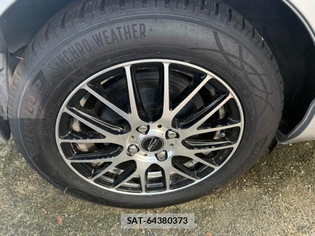 Toyota AQUA 2012-07 8217214-12