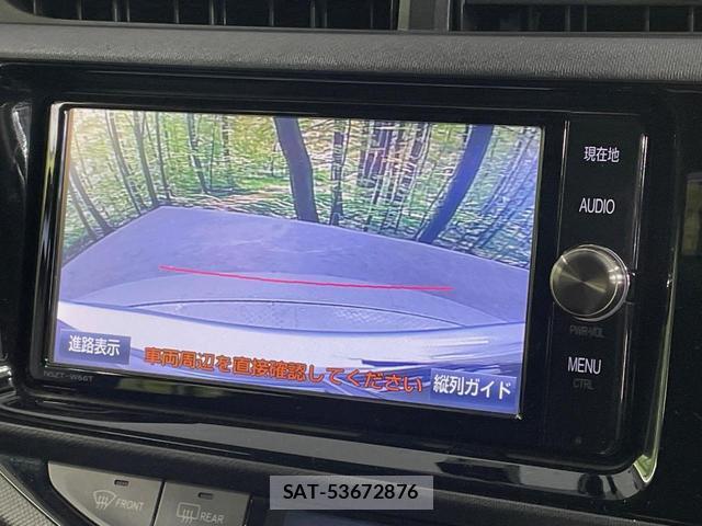 Toyota AQUA 2016-10 8218527-3