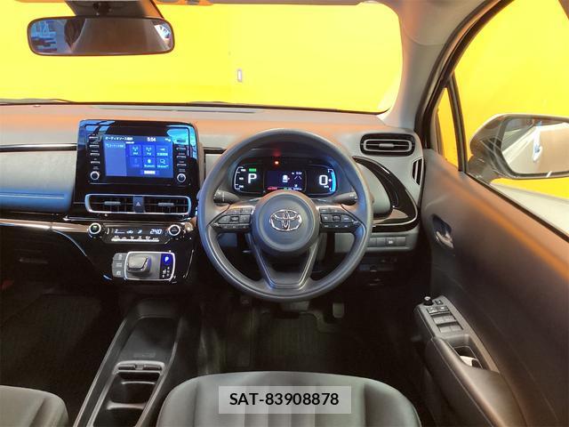 Toyota AQUA 2025-03 8218682-16