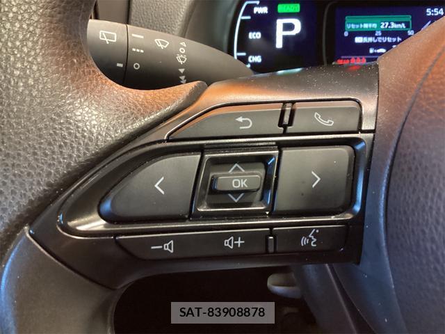 Toyota AQUA 2025-03 8218682-18