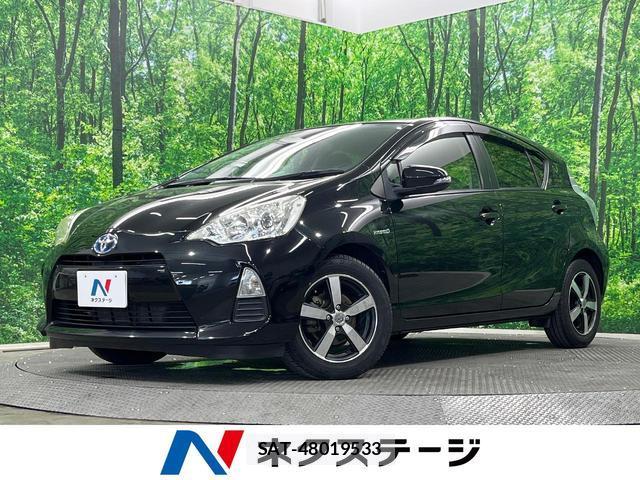 Toyota AQUA 2012-05 8219127-0