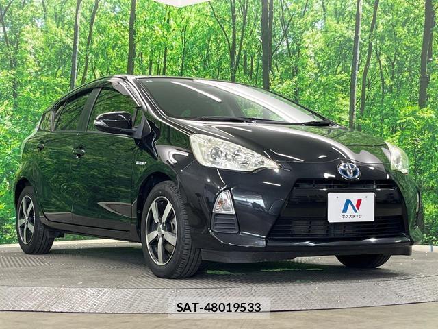 Toyota AQUA 2012-05 8219127-15