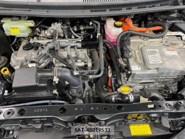 Toyota AQUA 2012-05 8219127-17