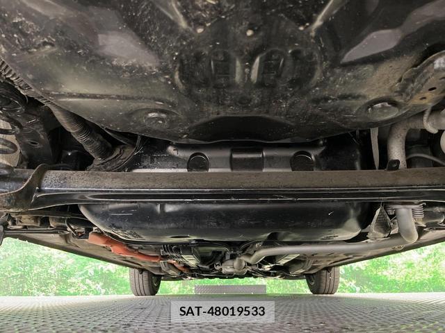 Toyota AQUA 2012-05 8219127-18